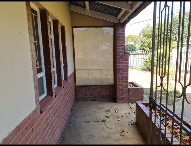 3 BEDROOM HOUSE TO LET IN GLENCOE